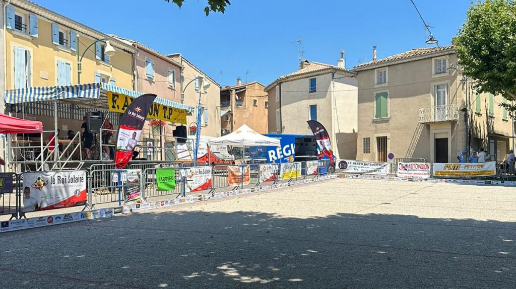 Le Roi Solaire Soutient le Supranational de Pétanque de Valréas