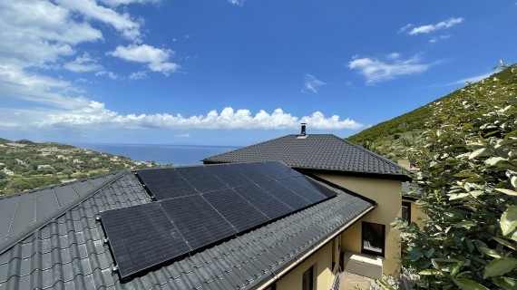 Le Roi Solaire Sisco (Corse) - 5.5 Kwc